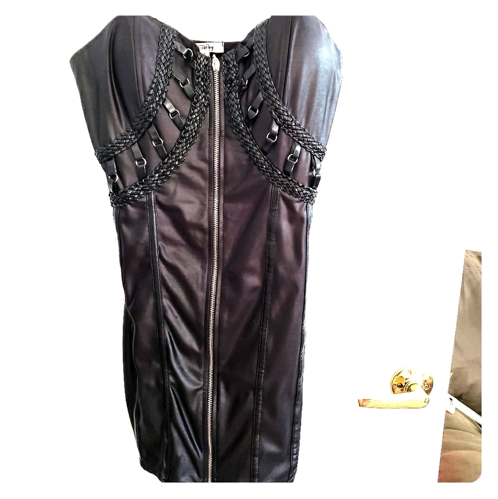Black pleather chain detail bodycon